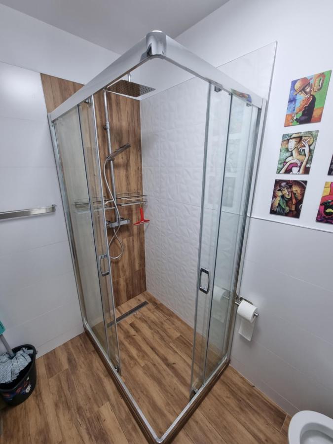 Ultra-Central 1 Bed Apartment, Str Nicolae Iorga Nagybánya Kültér fotó